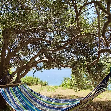 And Krstina Supetarska Draga