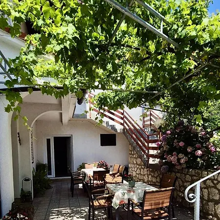 And Krstina 3* Supetarska Draga